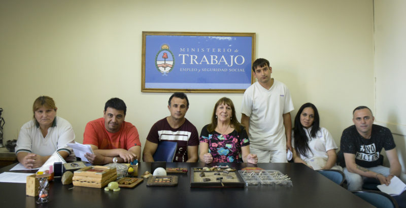 Miembros de la CI de Mondelez junto a autoridades del STIA